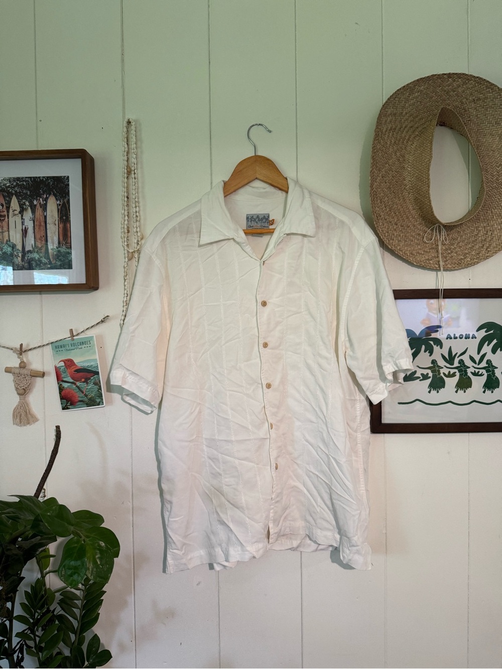 Lightweight Cream aloha shirt by quicksilver